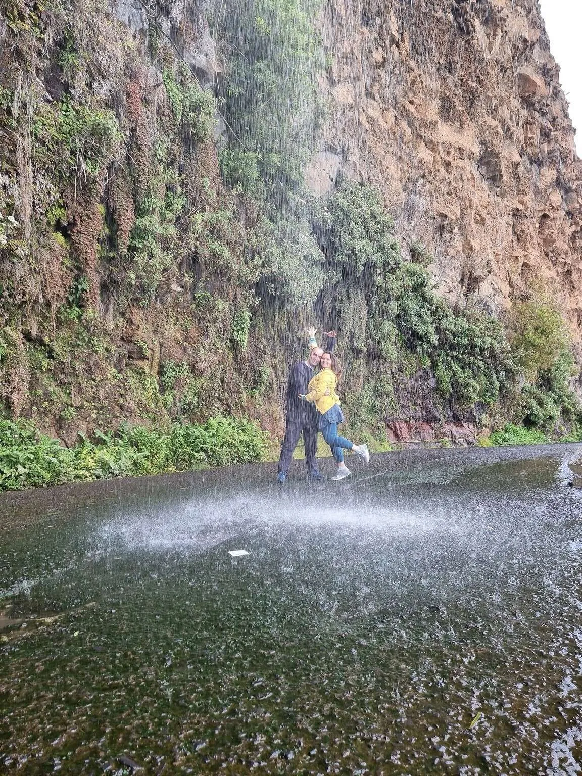 Beutiful places to visit in Madeira, Anjos Waterfall
