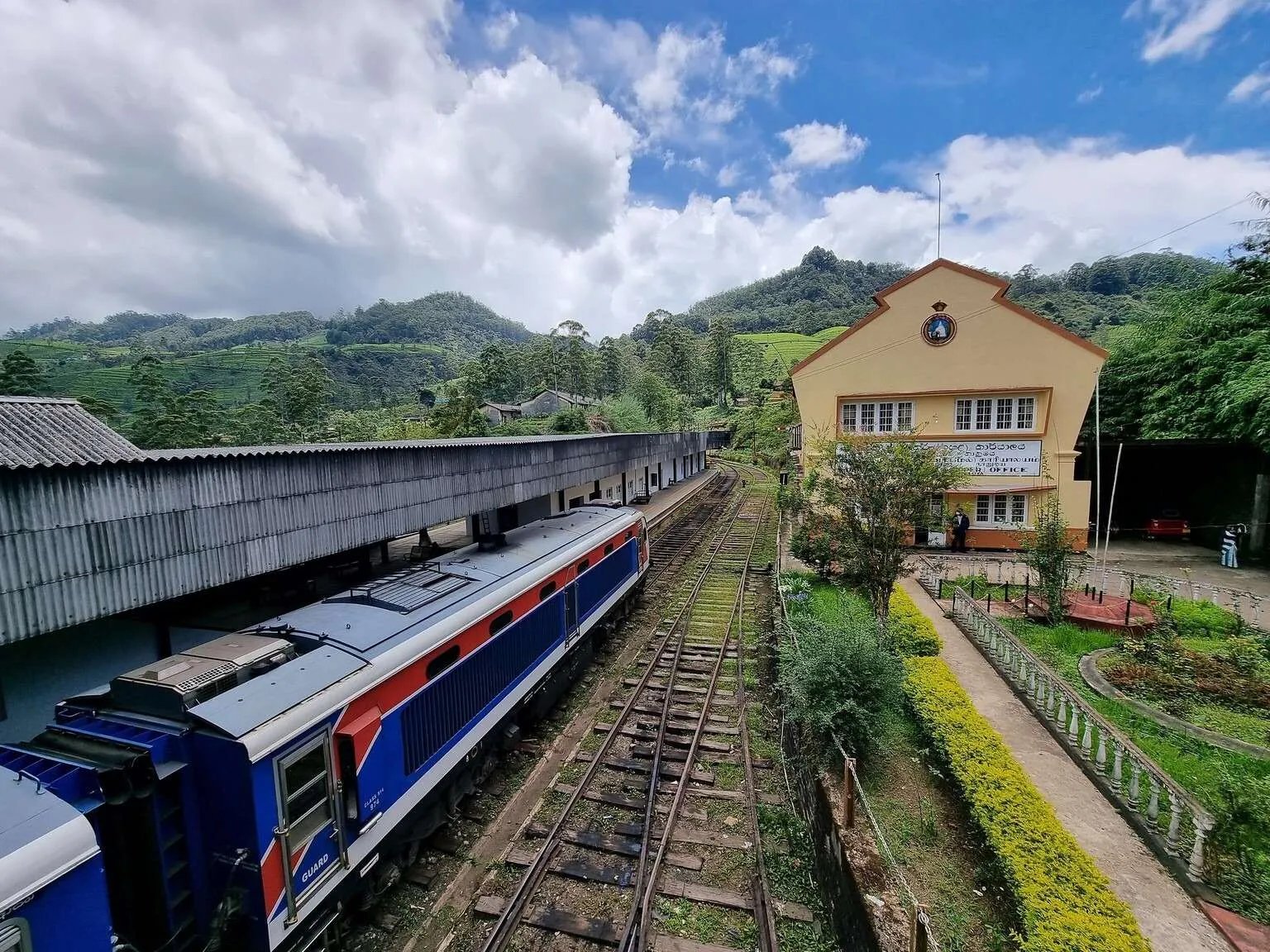 Nanuoya station, train ride from Ella to Nuwara Eliya, Sri Lanka itinerary
