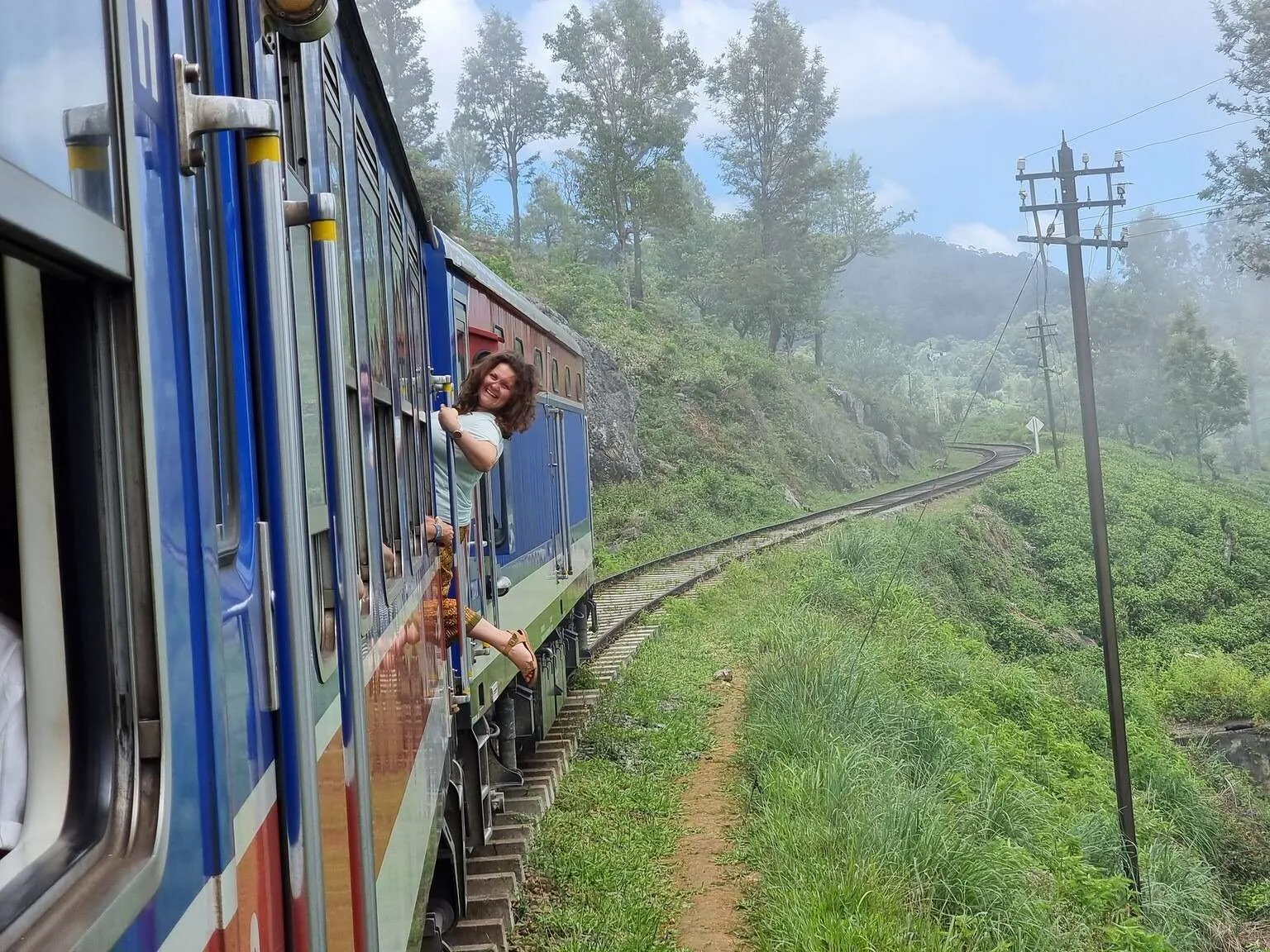 Train ride from Ella to Nuwara Eliya, Sri Lanka itinerary