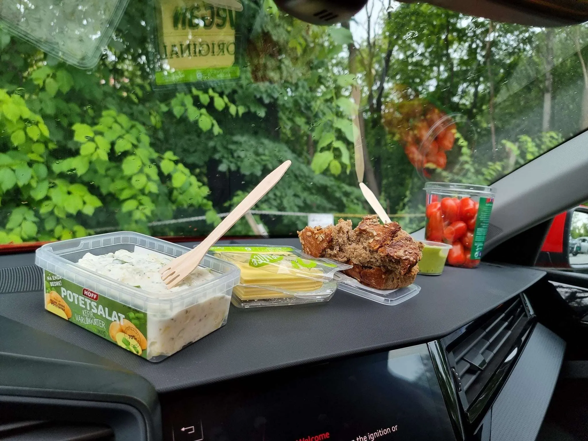 Lunch in the car in Oslo, Norway