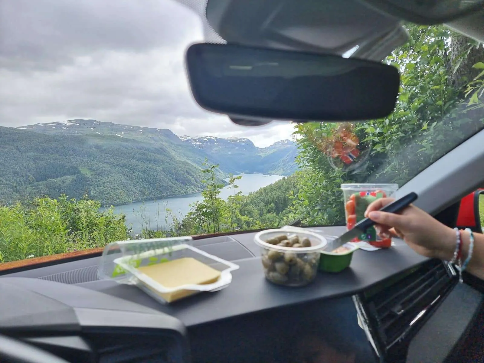 Lunch along Dyrskar scenic route, Norway