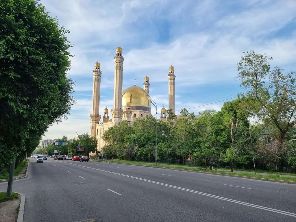 Almaty Central Mosque