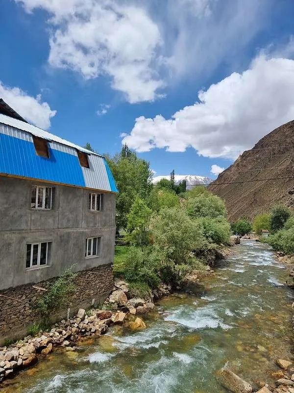day 3 Pamir Highway the hot spring river
