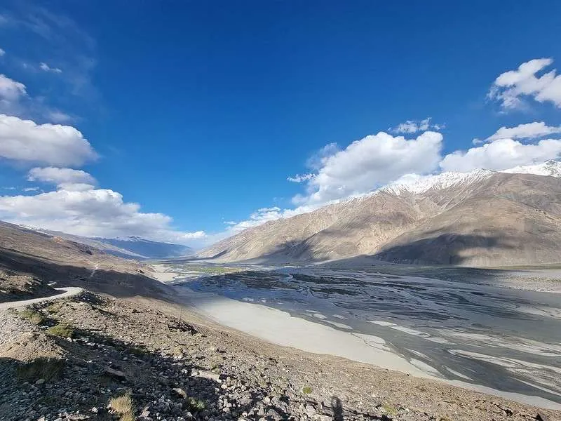 day 3 Pamir Highway the view going up to Yamchin