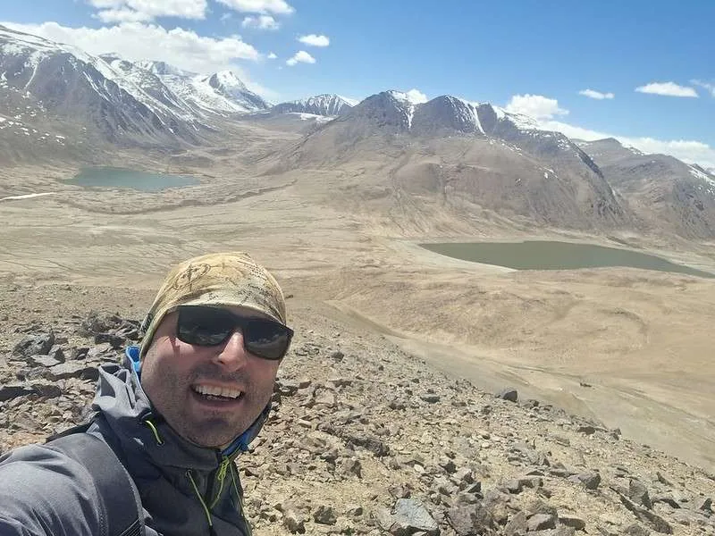 day 4 Pamir Highway Nace after climbing the 4700 meters high peak