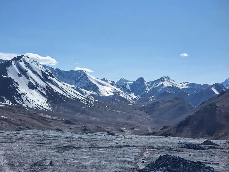 day 6 Pamir Highway Ak-Baital (Hushang) Pass 4655 meters high