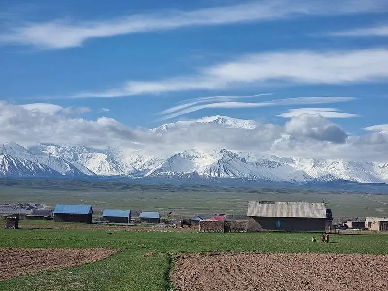day 7 Pamir Highway Kyrgyzstan morning view can we spot Lenin Peak 2